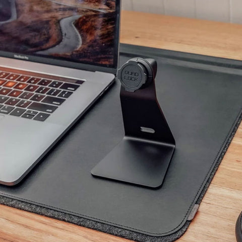 Quad-Lock-Desk-Mount